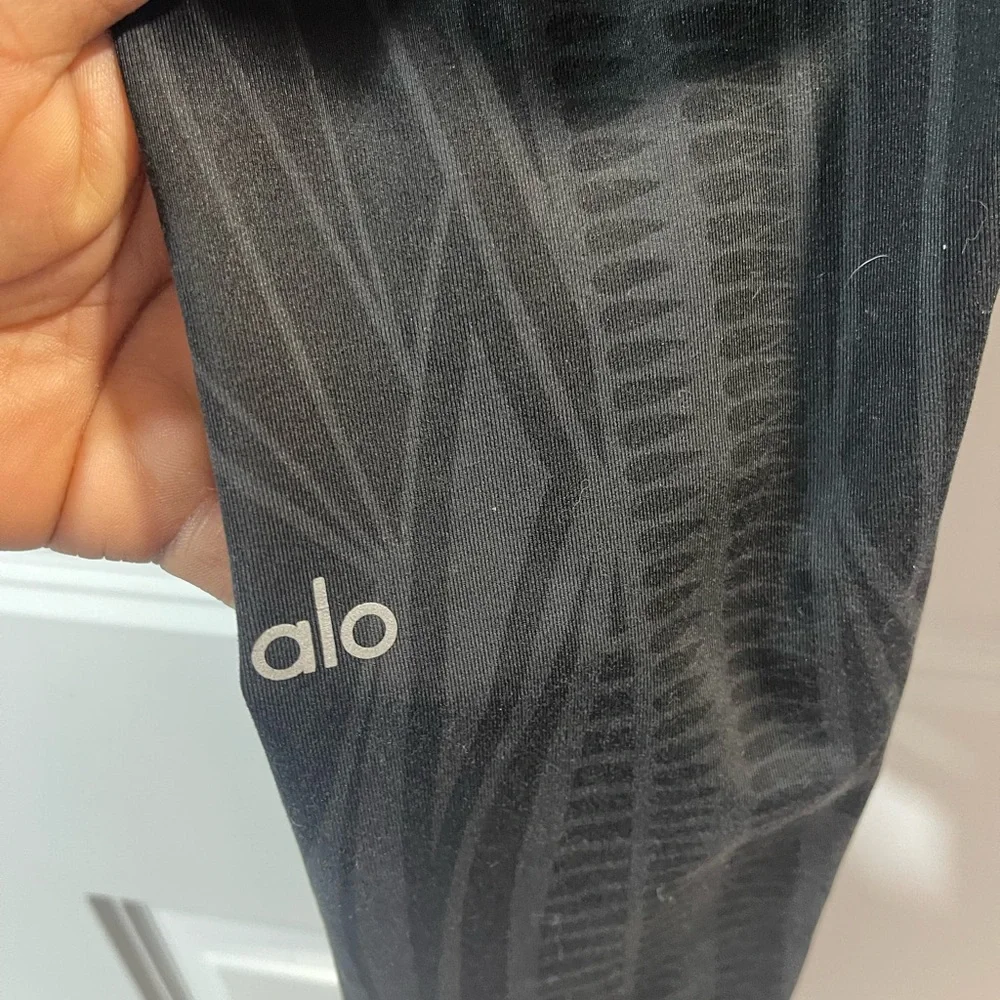 Alo Yoga Black Patterned Leggings Alo Yoga No Size Tags